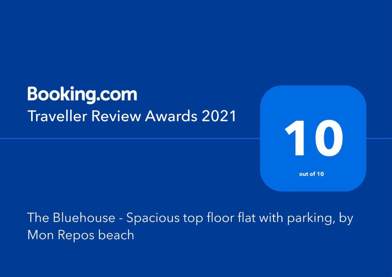 The Bluehouse - Spacious Top Floor Flat With Parking, By Mon Repos Beach Corfu  Bagian luar foto